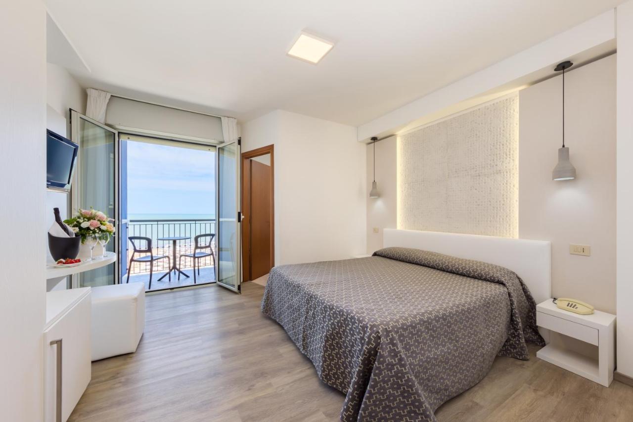 Hotel Nettuno Caorle Ngoại thất bức ảnh