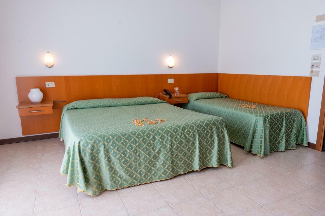 Hotel Nettuno Caorle Ngoại thất bức ảnh
