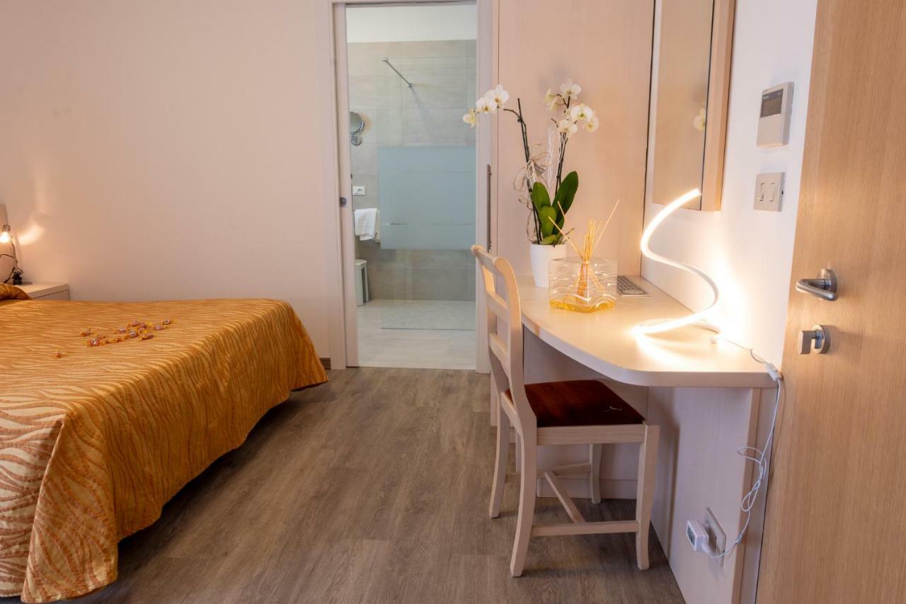 Hotel Nettuno Caorle Ngoại thất bức ảnh