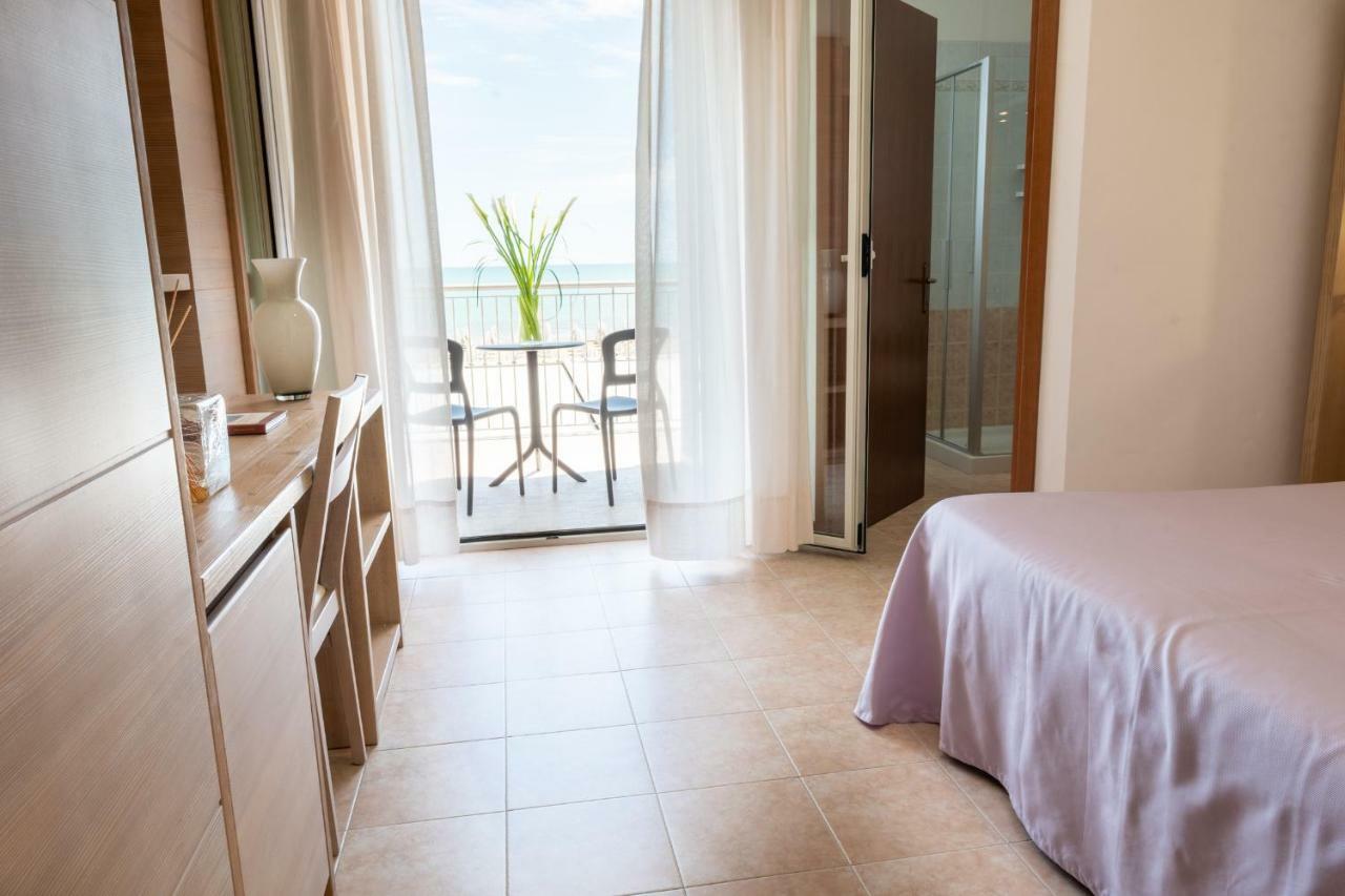 Hotel Nettuno Caorle Ngoại thất bức ảnh
