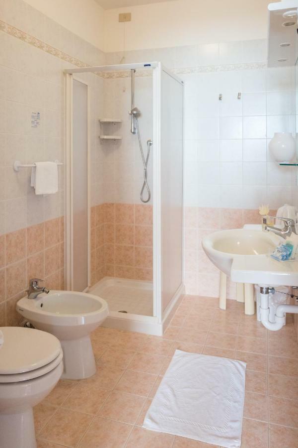 Hotel Nettuno Caorle Ngoại thất bức ảnh